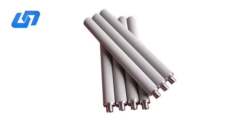 Filtre fritté en poudre de titane