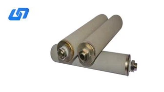 Élément filtrant poreux cylindrique fritté